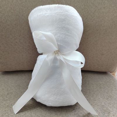 ポリエステル 固い 色 の サンゴ 毛 の 毛布 家 や 事務所 の 装飾 用