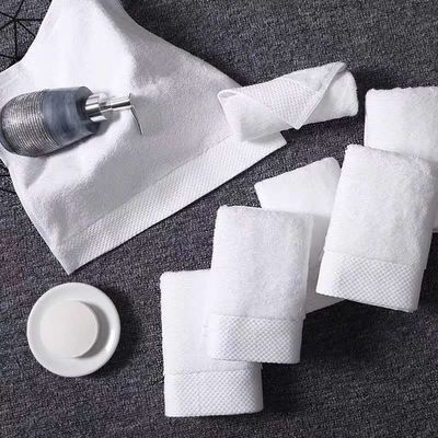 パーソナライズされたロゴ 厚付プラチナサテンタオル 人気スタイルの美容室やそれ以上のために