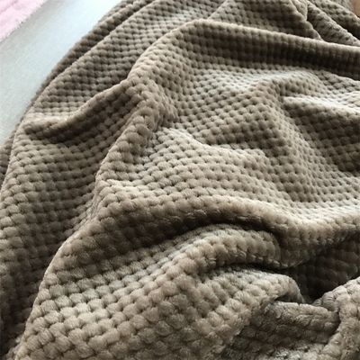 オールシーズンのカスタム 固体方角 フランネルブランケット 300GSM サンゴ毛 ソファ 投げブランケット