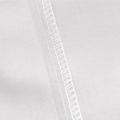 空気通透性のあるキングサイズの ホテル ベッドルーム 豪華な睡眠体験のために 白色セット