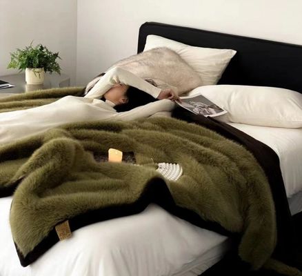 冬季 厚いフランネルと巨型ポケットのオーバーサイズの毛布着用フーディ