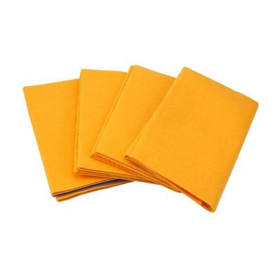 持続可能 な 超 吸収 剤 の オレンジ 乾燥 巾 を 用い て キッチン を 簡単 に 掃除 する